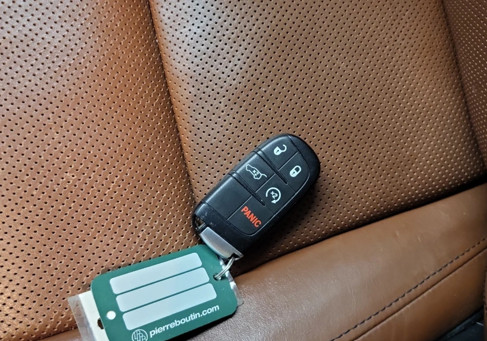 Jeep Grand cherokee * SUMMIT* Обдух* Pano* HARMAN* Back Cam* , снимка 15 - Автомобили и джипове - 55640807