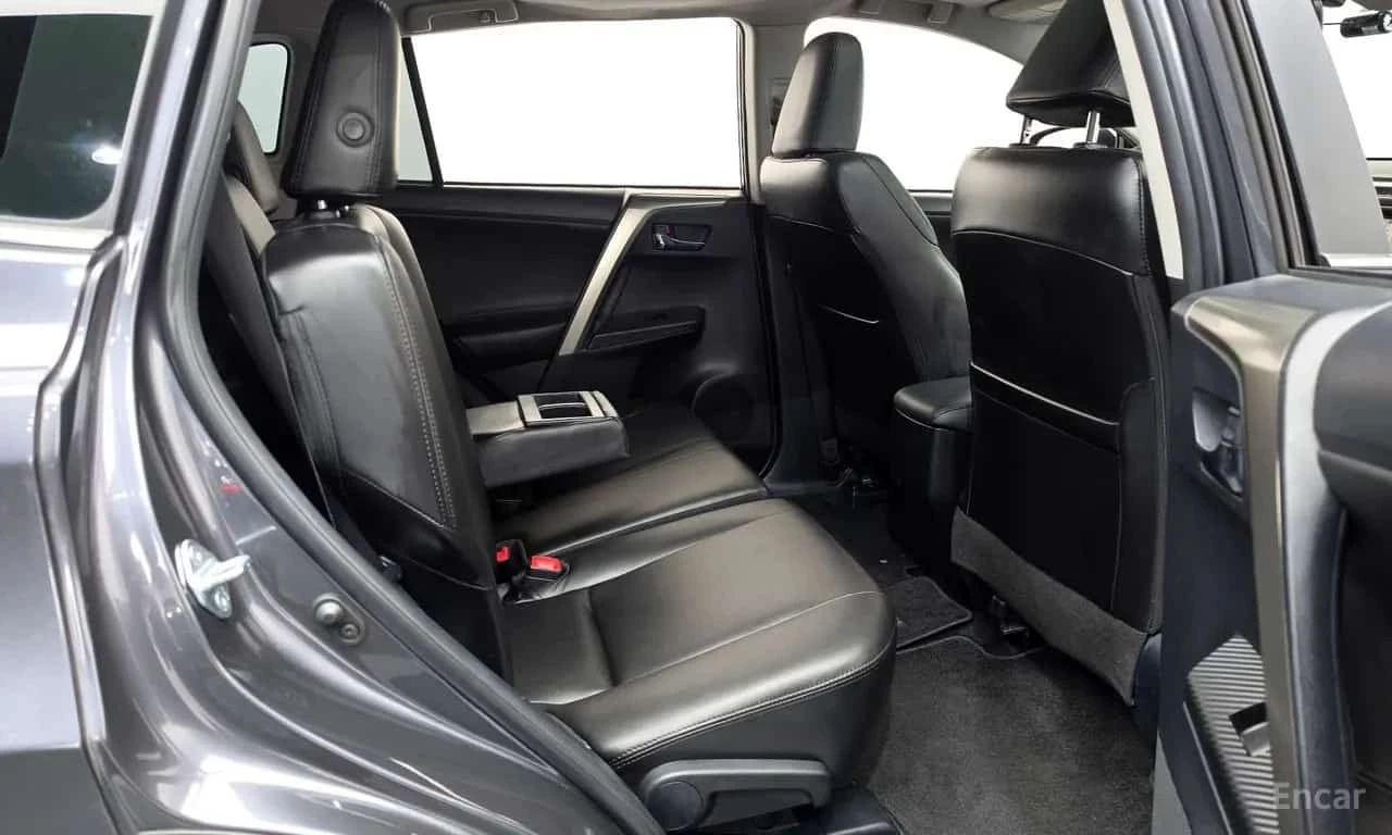 Toyota Rav4 * 2.5 2WD * ЦЕНА ДО БГ, снимка 12 - Автомобили и джипове - 55739747