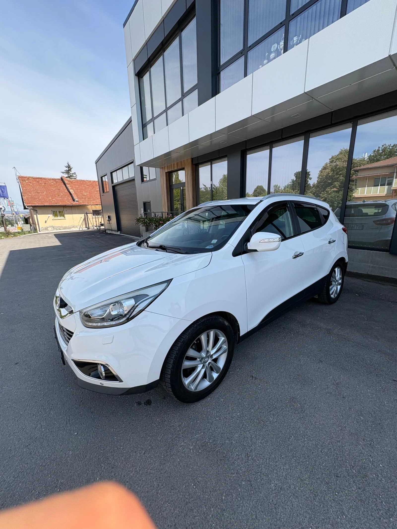 Hyundai IX35 2.0CRDI, 4x4, autom, koja, navi, снимка 5 - Автомобили и джипове - 56338221