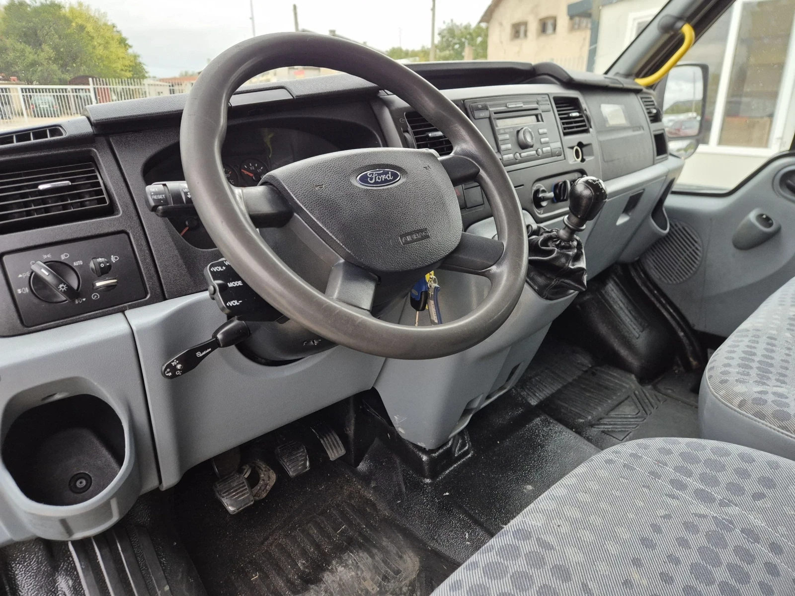 Ford Transit 3.2TDCI DC - изображение 5