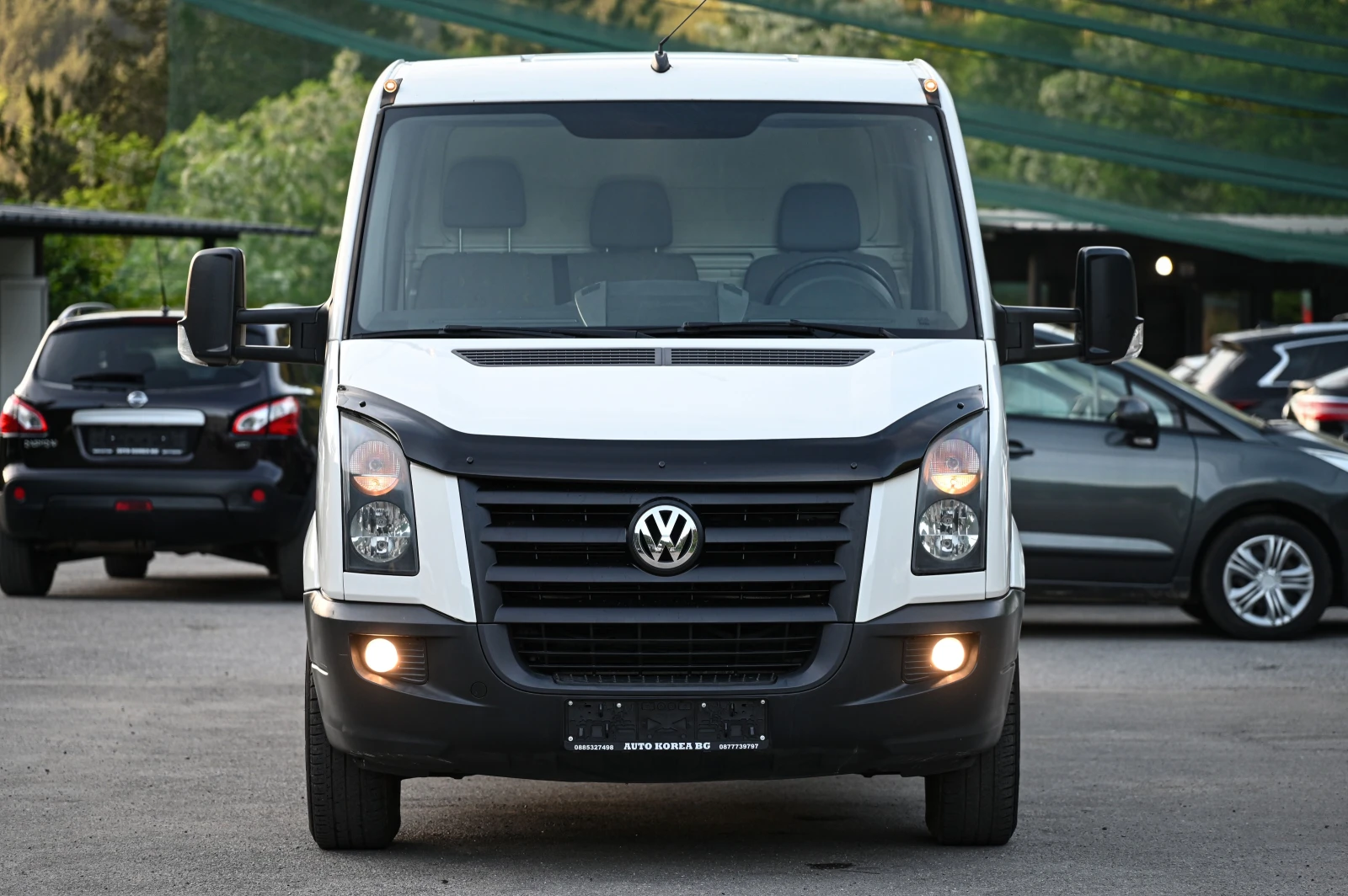 VW Crafter 2.5TDI/СПЕЦИАЛЕН, снимка 8 - Бусове и автобуси - 54736452