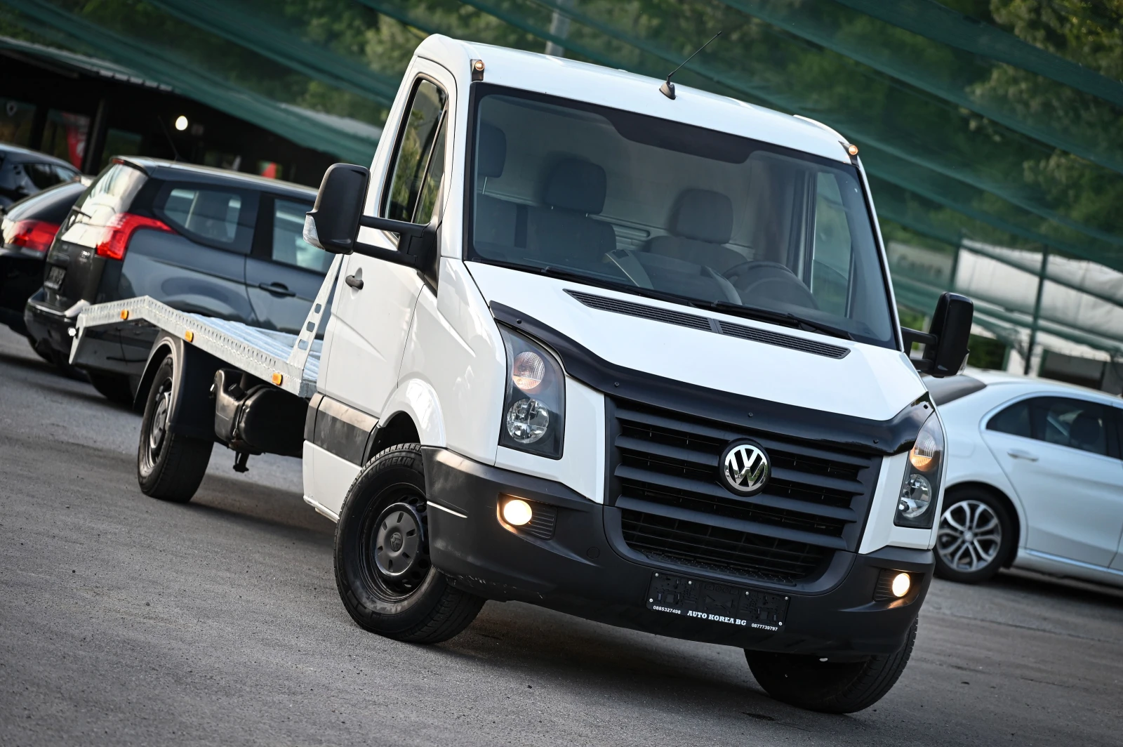 VW Crafter 2.5TDI/СПЕЦИАЛЕН, снимка 7 - Бусове и автобуси - 54736452