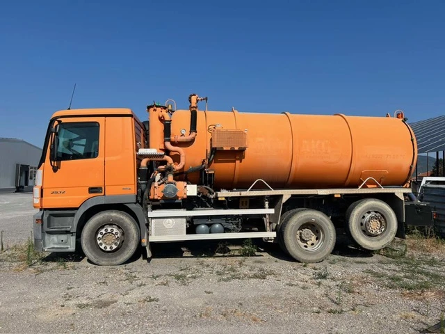Mercedes-Benz Actros, снимка 8 - Камиони - 55557109
