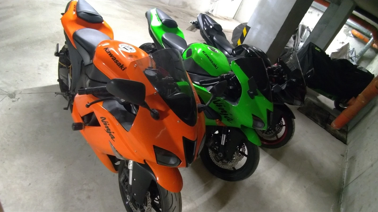 Kawasaki Zxr 3 броя zx600r Ninja