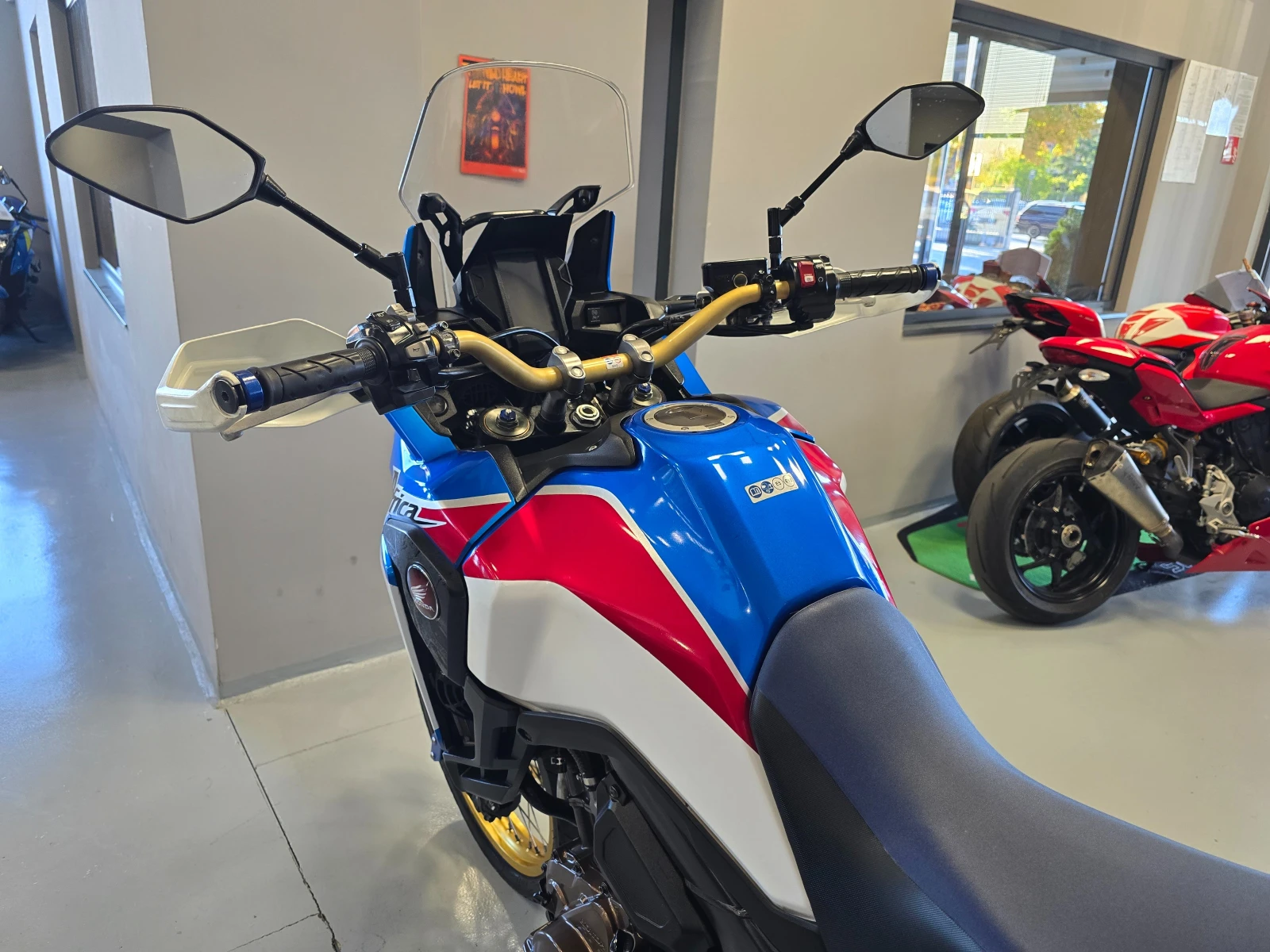 Honda Crf 1000ie, ABS-TCS, 23612��.! | Mobile.bg � ����������� 12