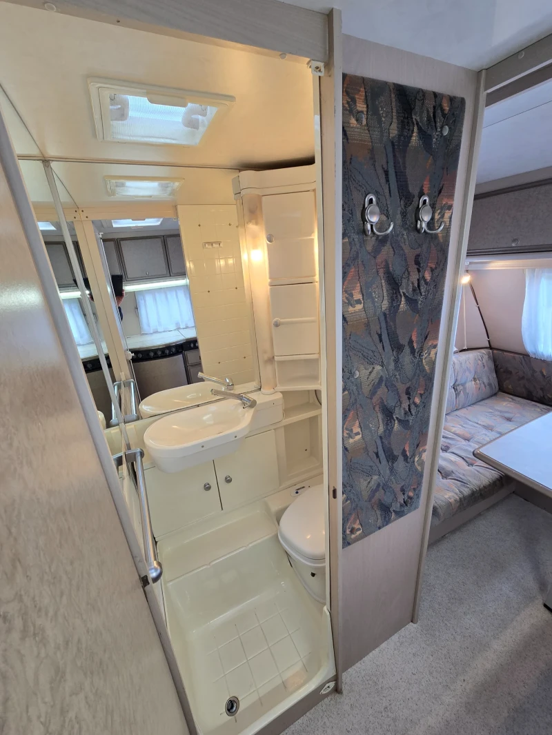 Каравана Dethleffs, снимка 9 - Каравани и кемпери - 51912711