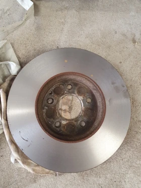 Предни дискове от mercedes w211 ф304 , снимка 3