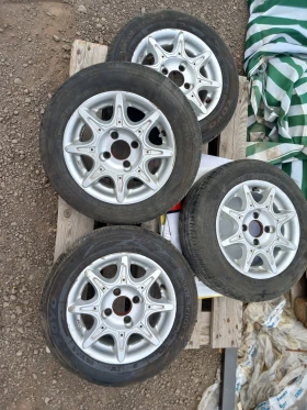 Гуми с джанти Toyo 165/65R13, снимка 1 - Гуми и джанти - 49494494