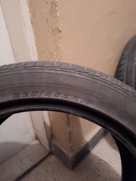 Гуми Летни 225/45R17, снимка 6 - Гуми и джанти - 48590572