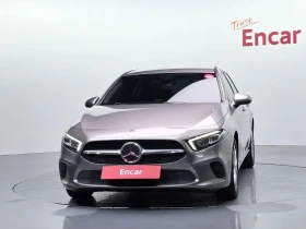 Mercedes-Benz A 220 Hatchback, снимка 3