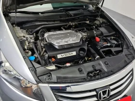 Honda Accord 3.5 8Th Generation, снимка 17