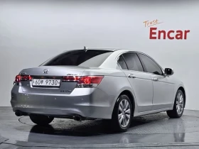 Honda Accord 3.5 8Th Generation, снимка 6