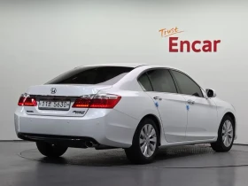 Honda Accord 2.4 Бензин, снимка 2