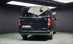 Hyundai Starex Van 3-Seater, снимка 4