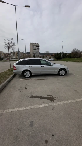 Mercedes-Benz C 200, снимка 9