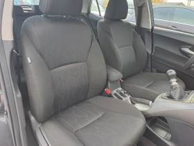 Toyota Auris 1.6i, VVTI, FACE, 6ск.132кс. - 11300 лв. / 5777.60 € - 46943585 11