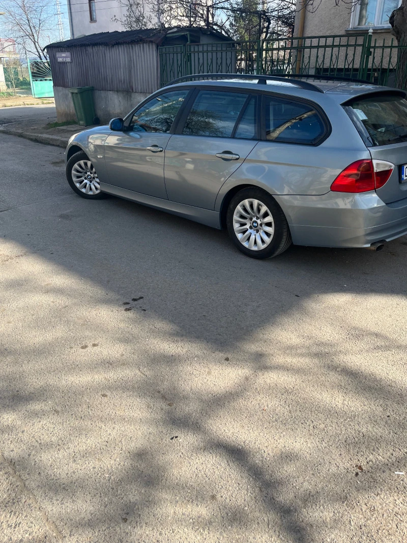 BMW 320, снимка 1 - Автомобили и джипове - 47285527