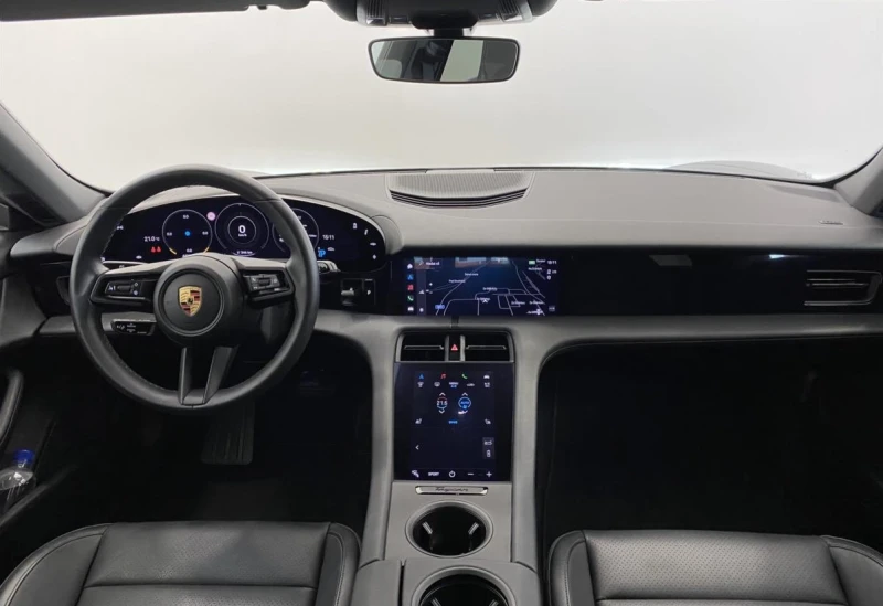 Porsche Taycan Sport Turismo 93.4kWh, снимка 8 - Автомобили и джипове - 46993375