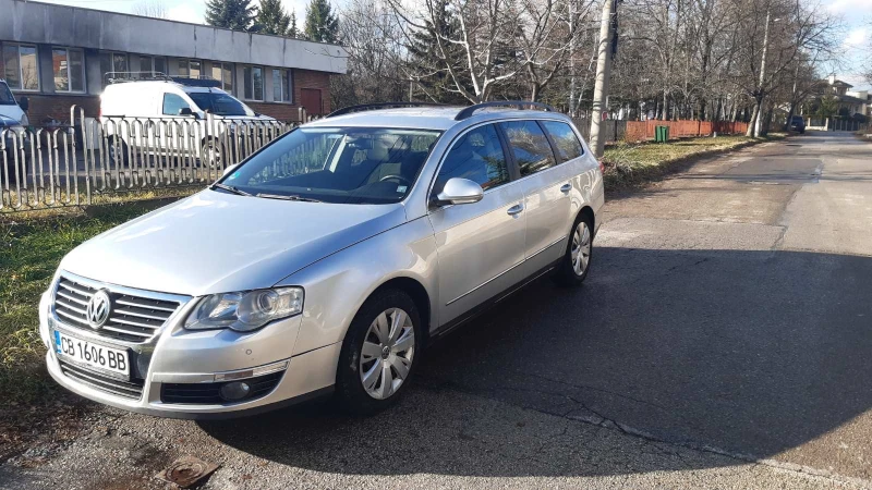 VW Passat, снимка 2 - Автомобили и джипове - 48281725