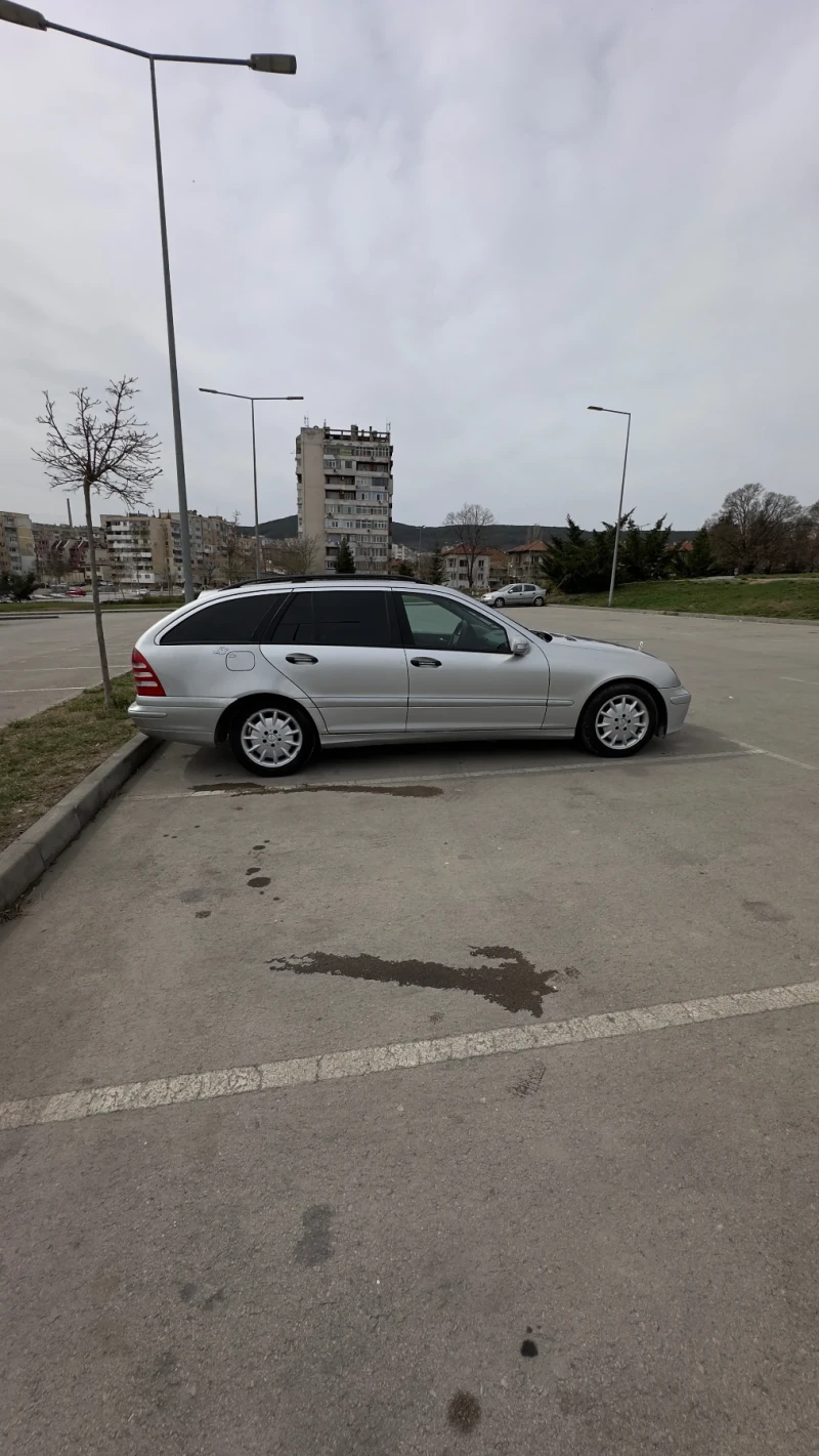 Mercedes-Benz C 200, снимка 9 - Автомобили и джипове - 49517548