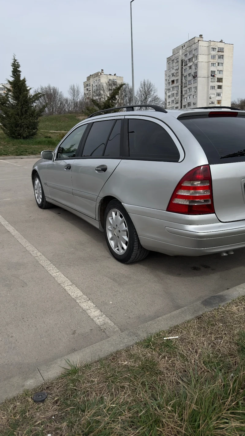 Mercedes-Benz C 200, снимка 3 - Автомобили и джипове - 49517548