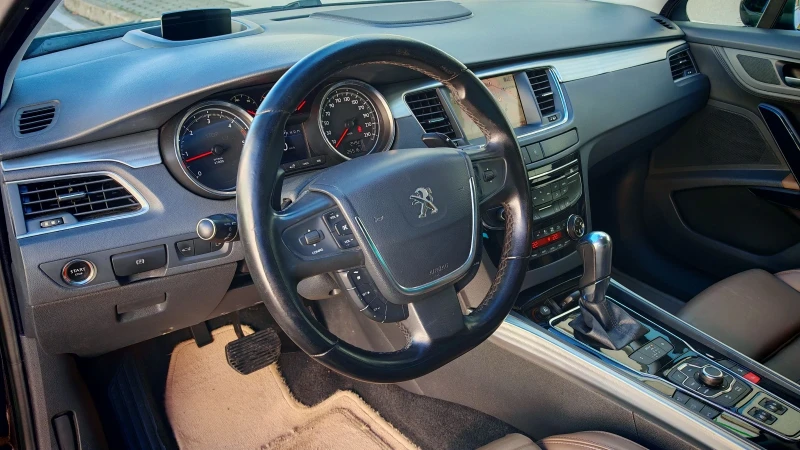 Peugeot 508 2.2GT 204k.НАПЪЛНО ОБСЛУЖЕН, НОВИ ЗИМНИ ГУМИ , снимка 12 - Автомобили и джипове - 52221309