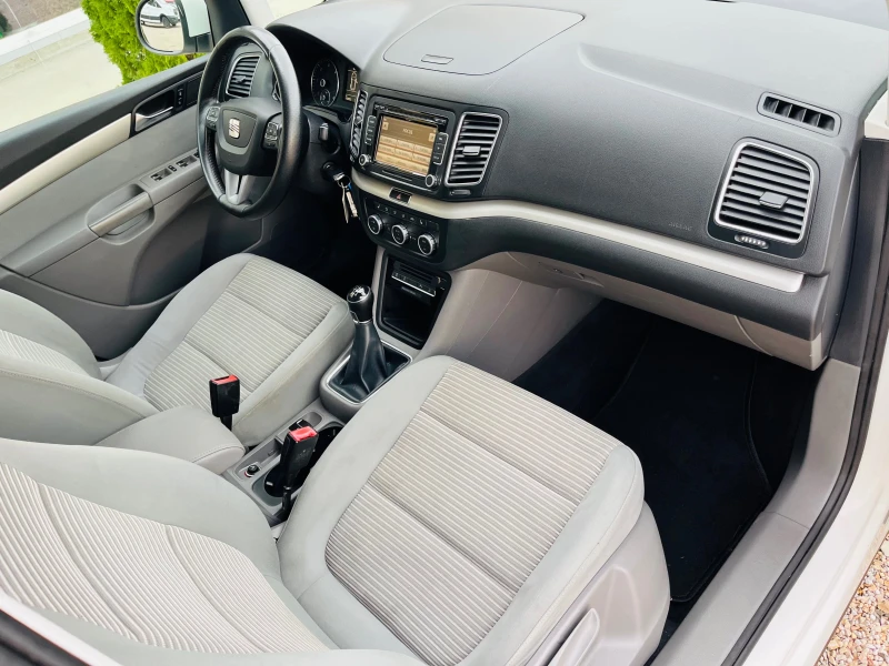 Seat Alhambra 2.0 TDI 4x4-7места-Navi, снимка 12 - Автомобили и джипове - 52494116