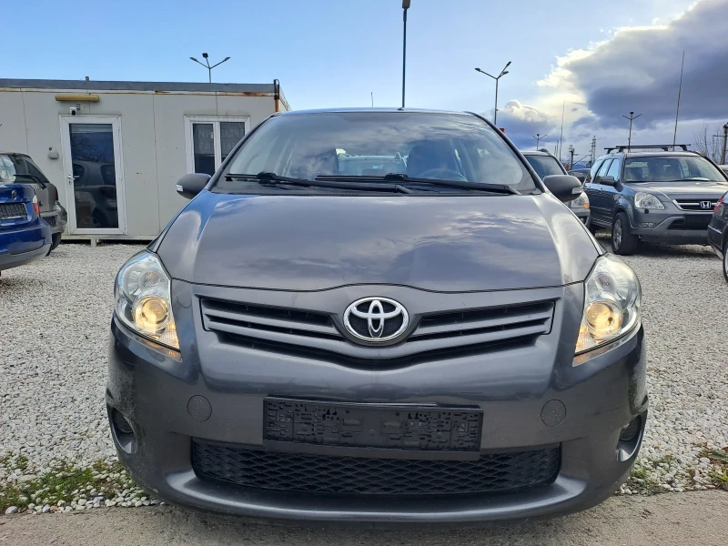 Toyota Auris 1.6i, VVTI, FACE, 6ск.132кс., снимка 2 - Автомобили и джипове - 52494779