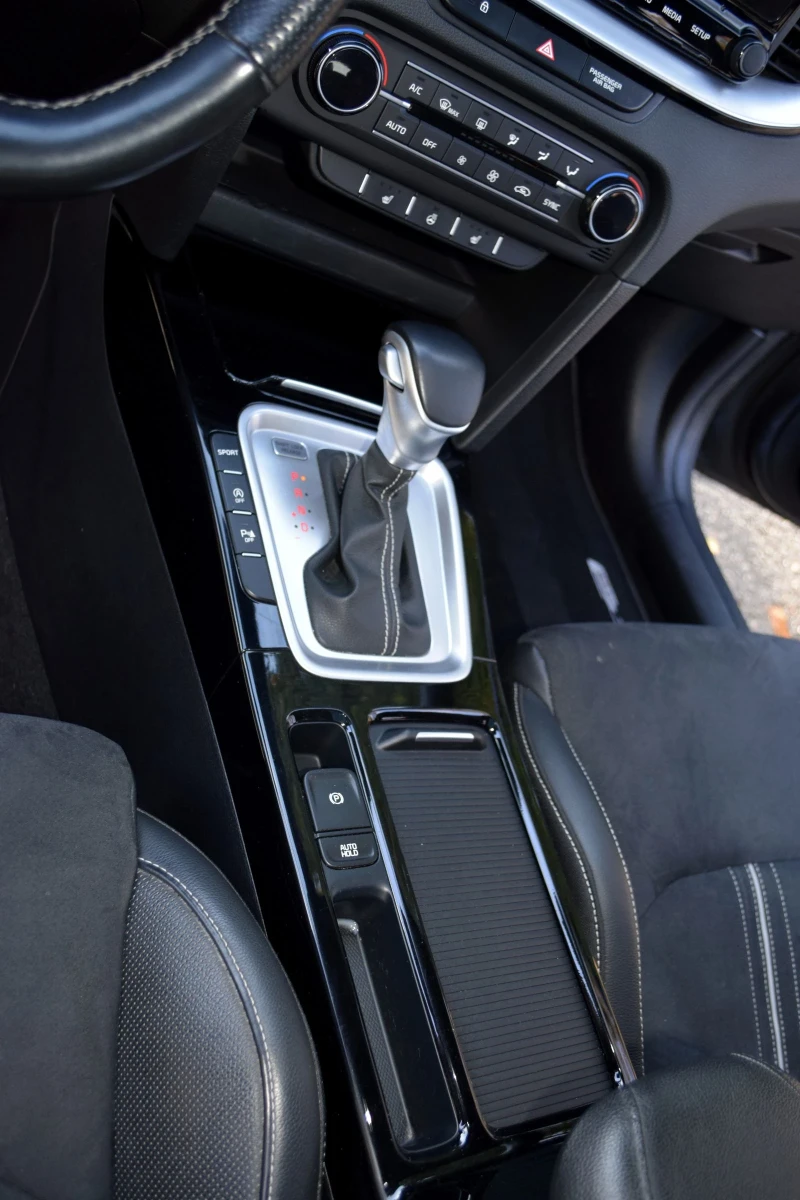 Kia Ceed GT line , снимка 11 - Автомобили и джипове - 52584786