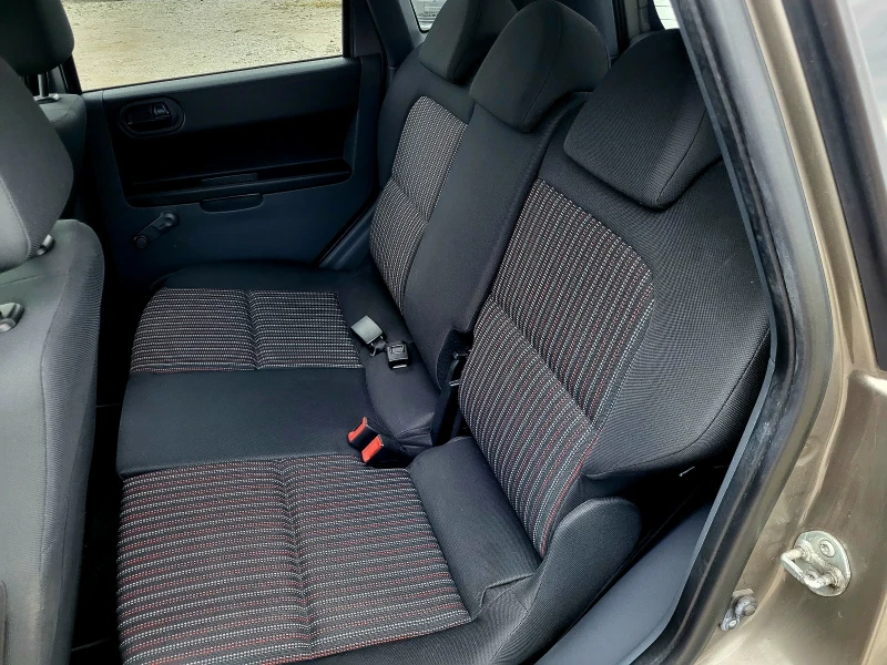 Mitsubishi Colt 1.3, снимка 8 - Автомобили и джипове - 52668012
