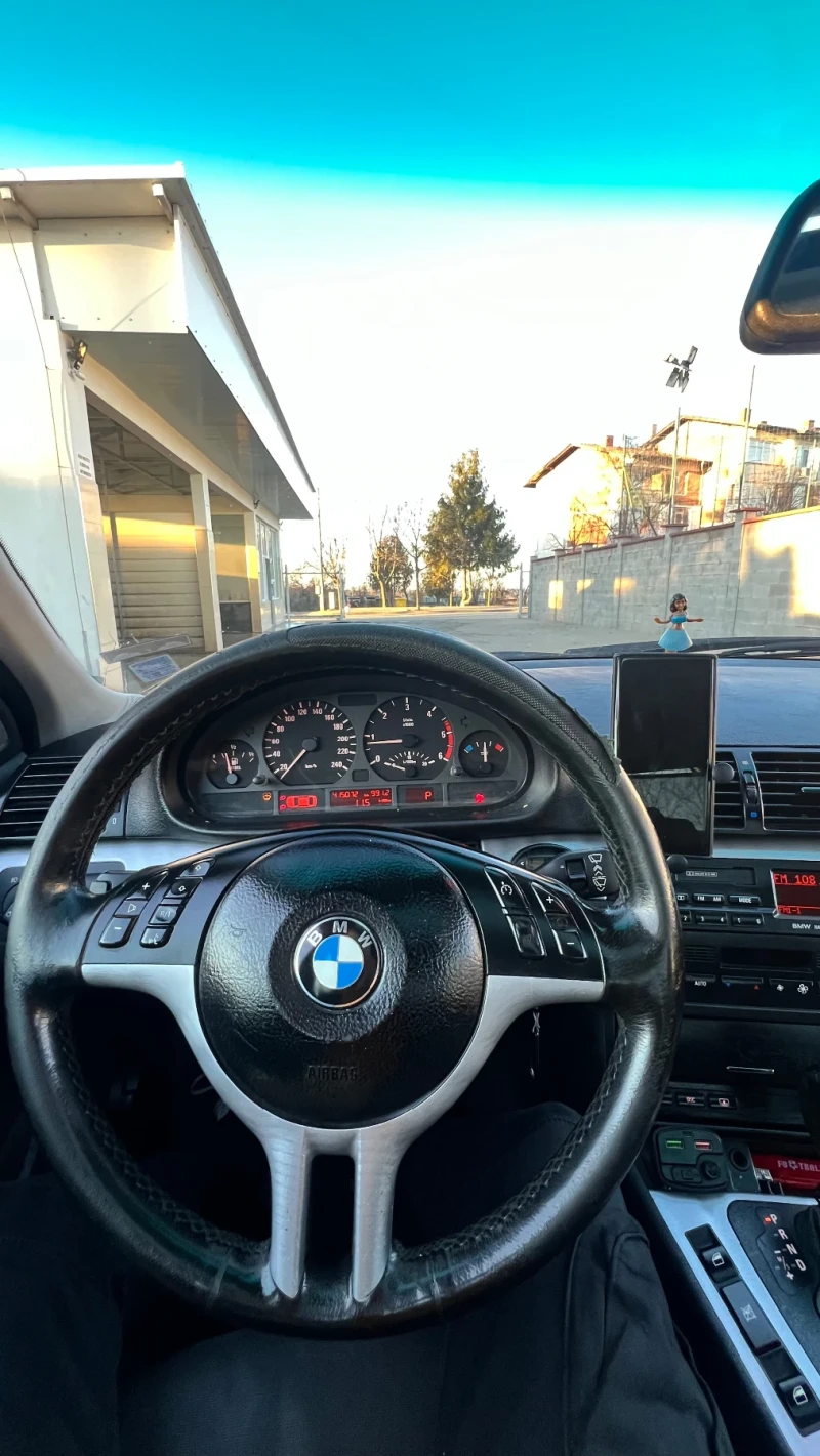 BMW 330, снимка 7 - Автомобили и джипове - 52860876