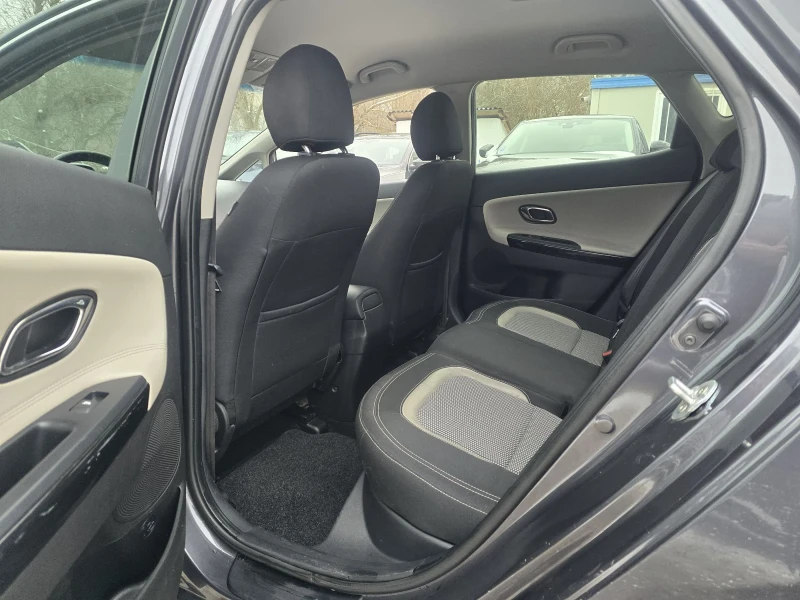Kia Ceed 1.4i 99к.с фабрична газ , снимка 11 - Автомобили и джипове - 53372711