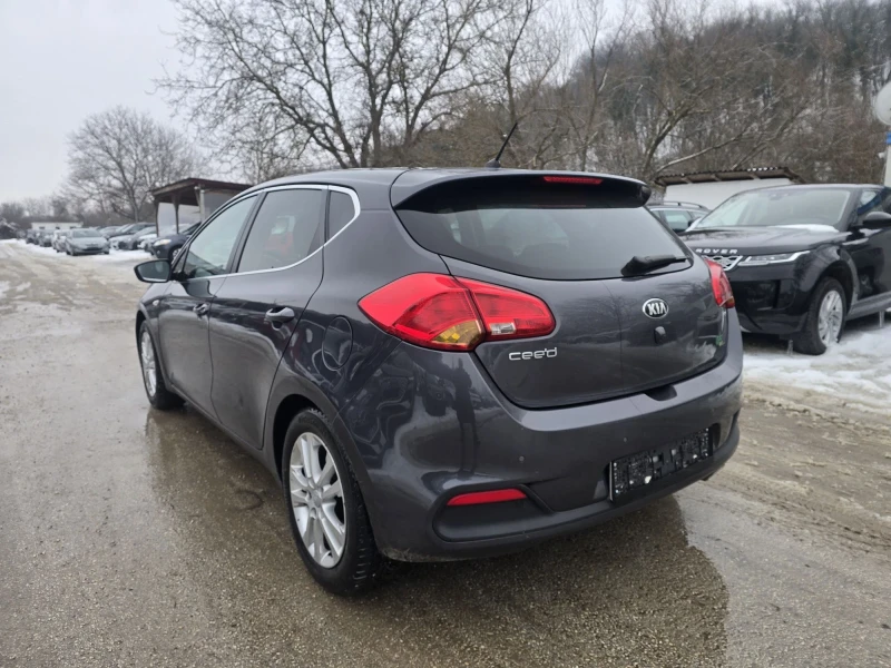 Kia Ceed 1.4i 99к.с фабрична газ , снимка 3 - Автомобили и джипове - 53372711