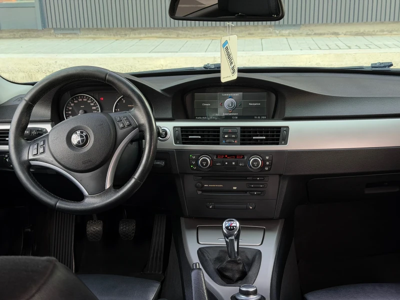 BMW 320 163 hp, снимка 14 - Автомобили и джипове - 53536134