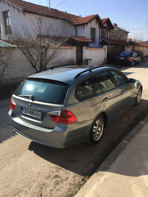 BMW 320, снимка 6 - Автомобили и джипове - 46427764