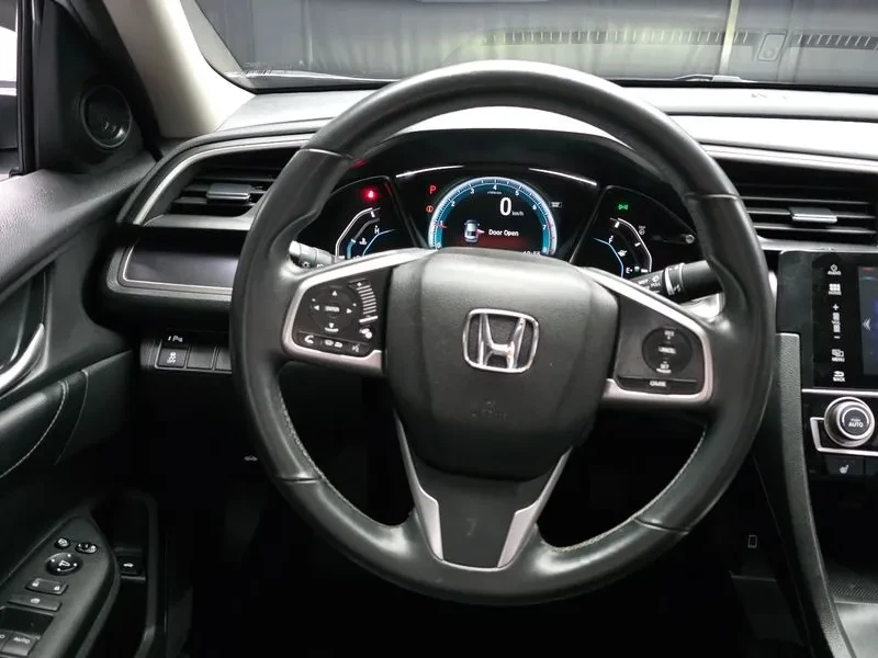 Honda Civic 2.0 10Th Generation, снимка 13 - Автомобили и джипове - 54980424