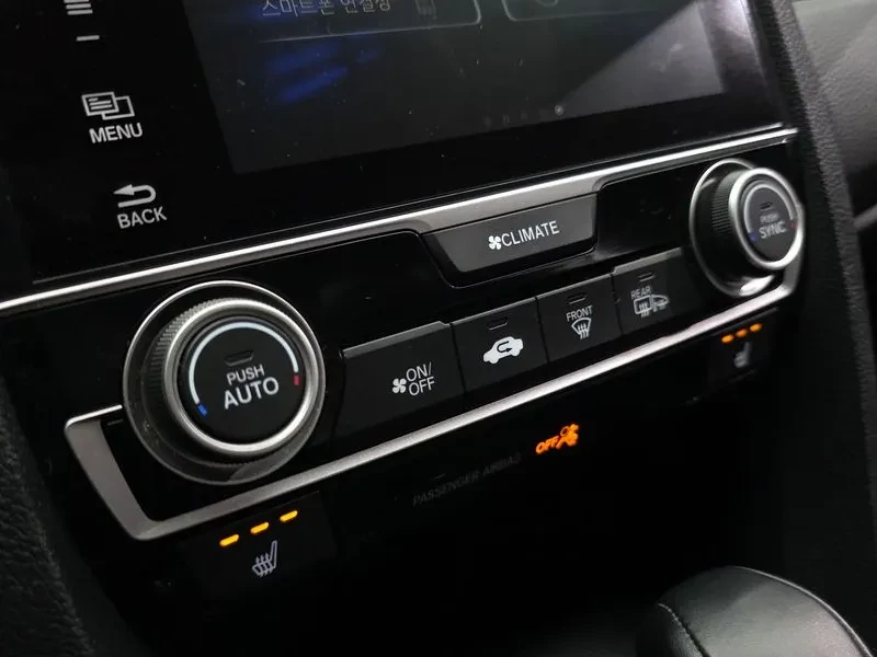 Honda Civic 2.0 10Th Generation, снимка 16 - Автомобили и джипове - 54980424