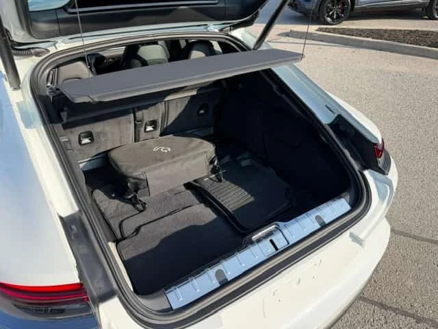 Porsche Panamera * 4 E Hybrid * CARFAX * , снимка 13 - Автомобили и джипове - 56178130