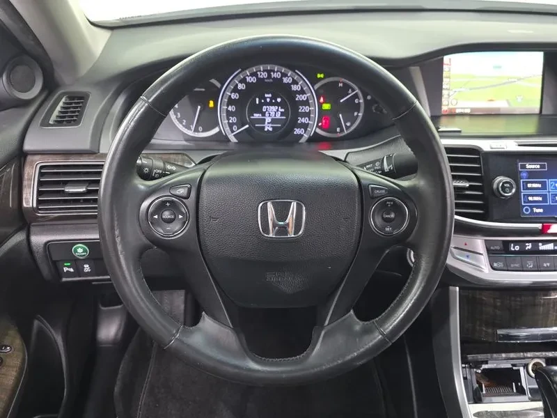 Honda Accord 2.4 Бензин, снимка 4 - Автомобили и джипове - 56314350
