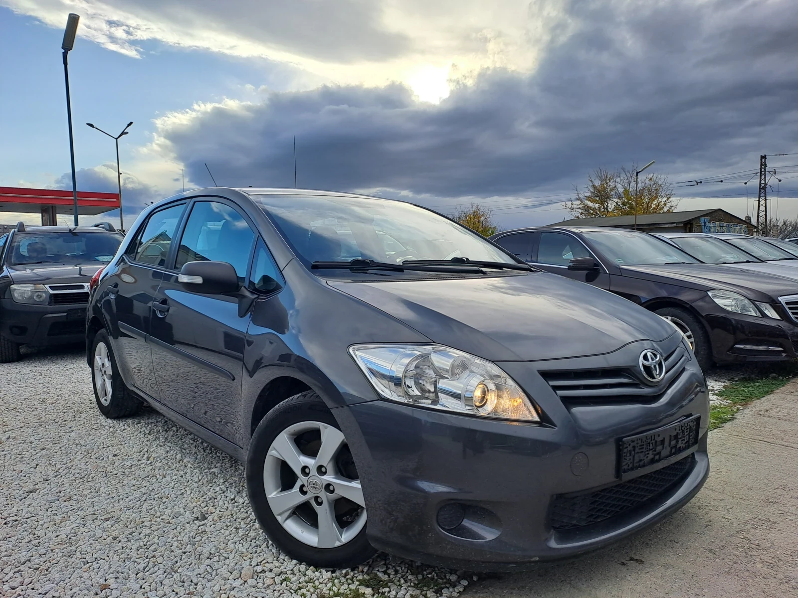 Toyota Auris 1.6i, VVTI, FACE, 6ск.132кс., снимка 1