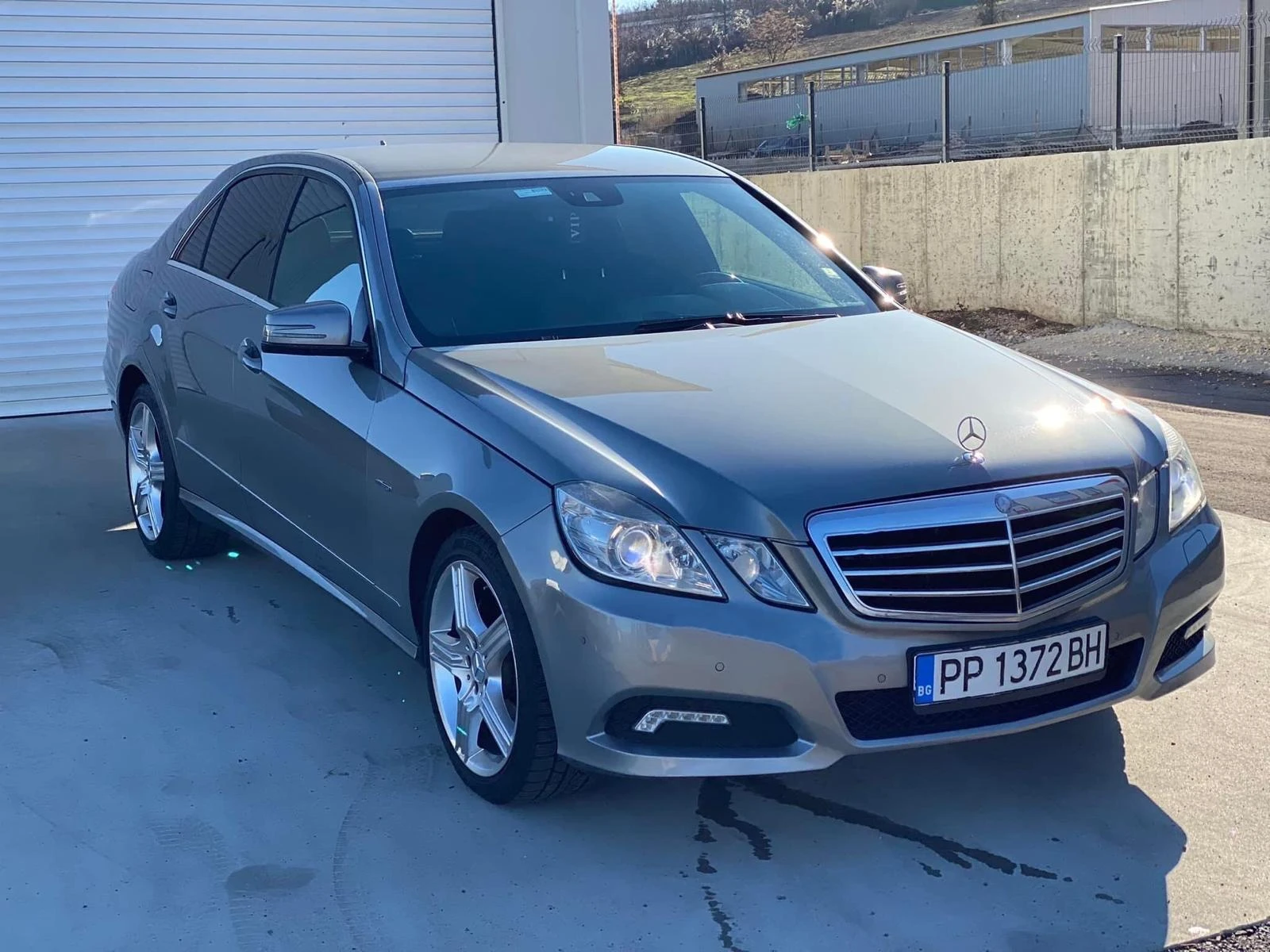Mercedes-Benz E 350  - изображение 2