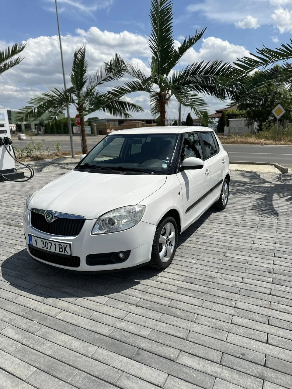 Skoda Fabia 1.2I 75к.с - изображение 3