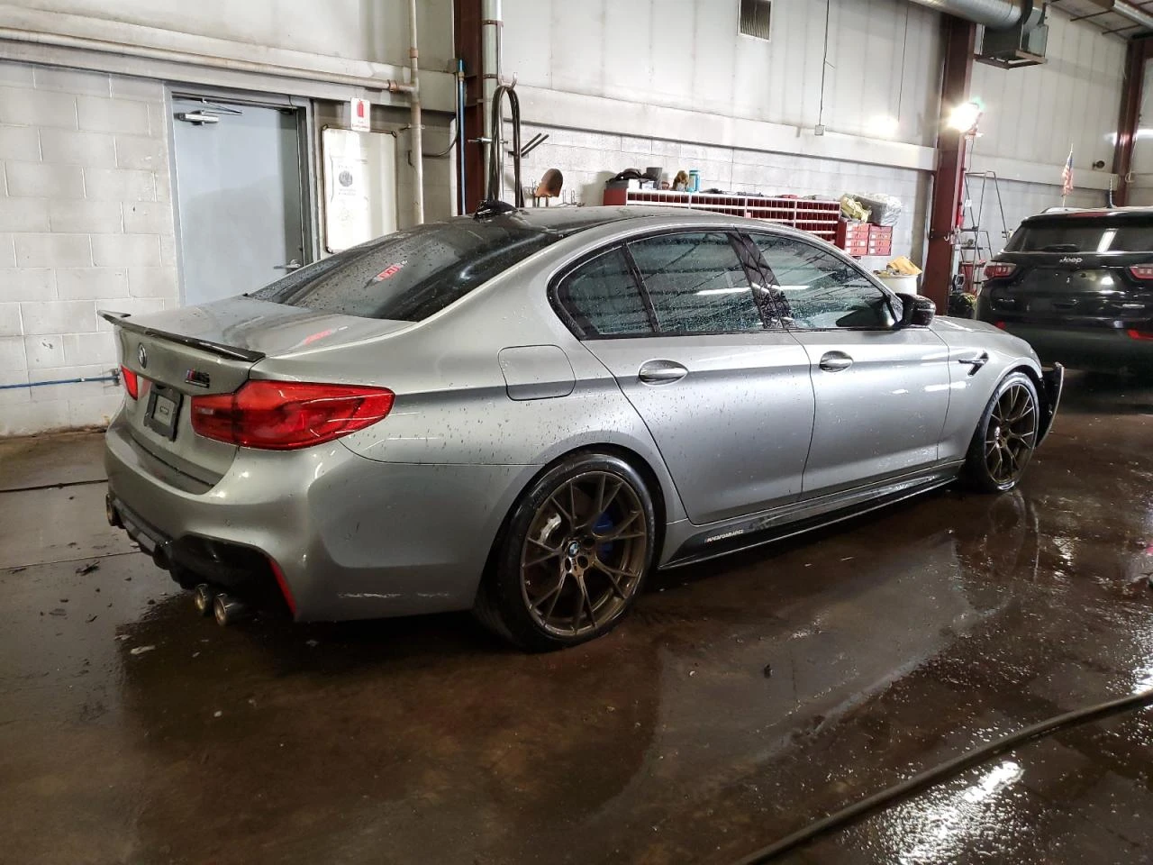 BMW M5 COMPETITION Обдух* Harman/Kardon* 360* HUD* Масаж* - изображение 5
