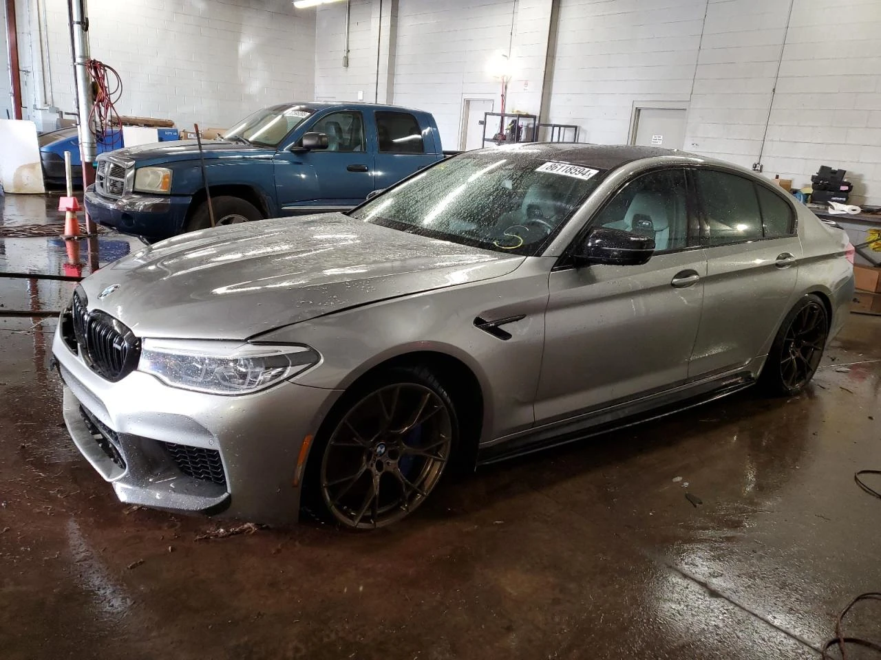 BMW M5 COMPETITION Обдух* Harman/Kardon* 360* HUD* Масаж* - изображение 2