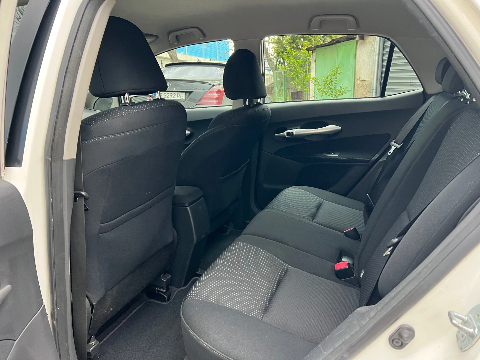 Toyota Auris 1.6-Бензин  .135к.м  - изображение 6