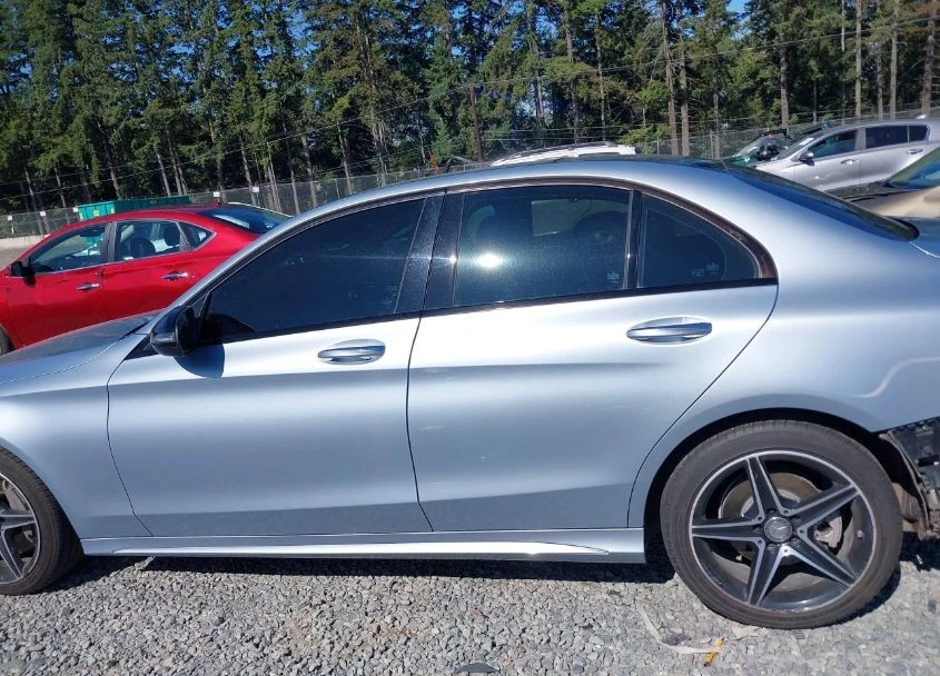 Mercedes-Benz C 300 2017 MERCEDES-BENZ C 300 4MATICLUXURY 4MATICSPORT  - изображение 5