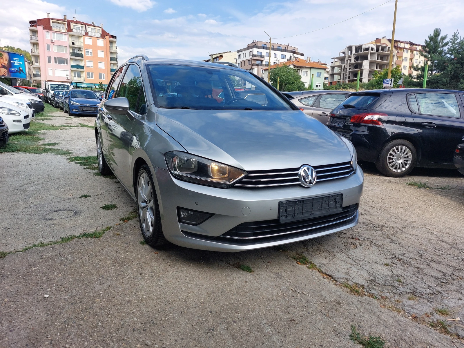 VW Sportsvan 1.6TDI* AUTOMATIC-F1* 36м. х 510лв.*  - изображение 6