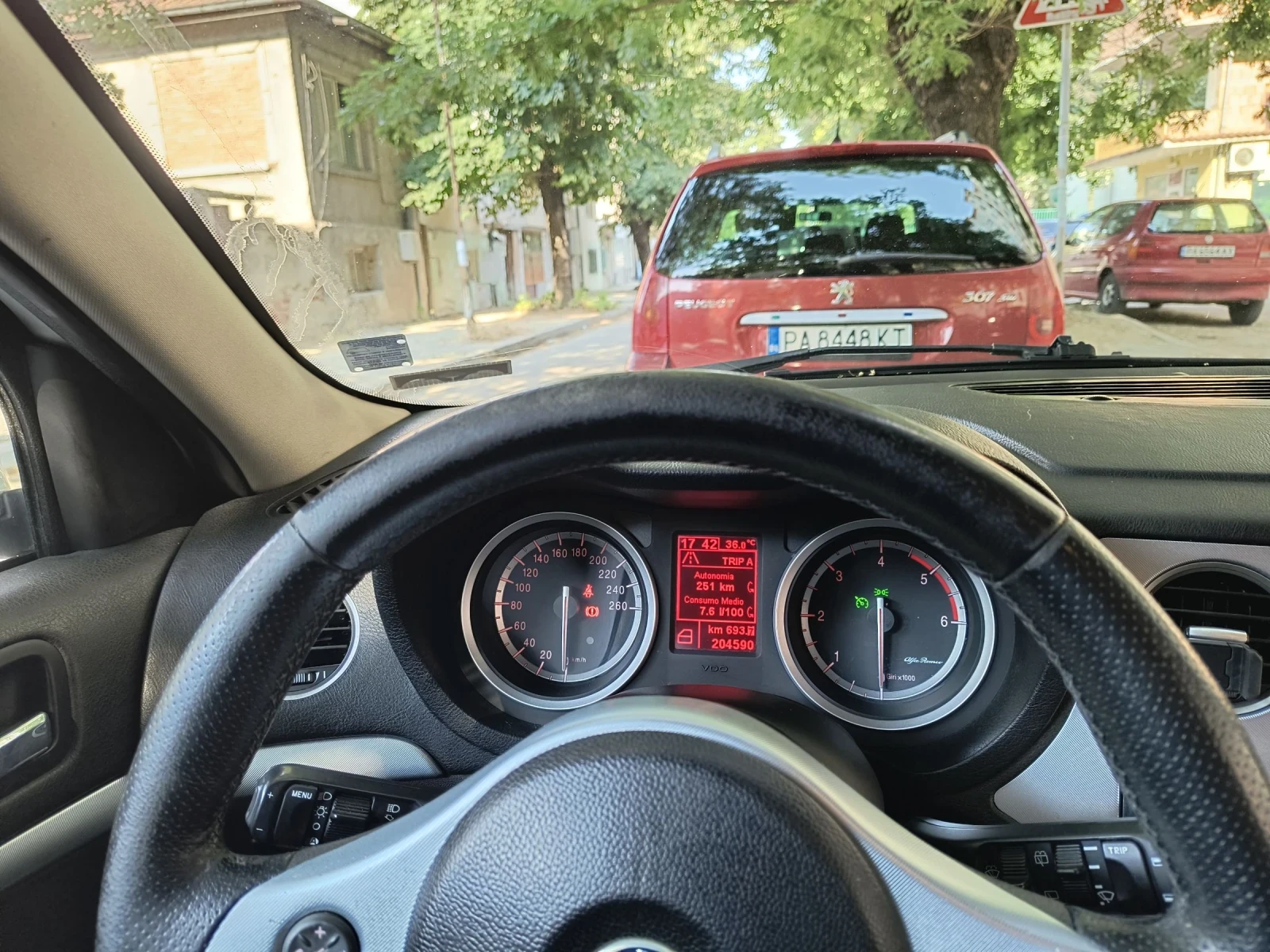Alfa Romeo 159 sportwagon 1900jtdM - изображение 2