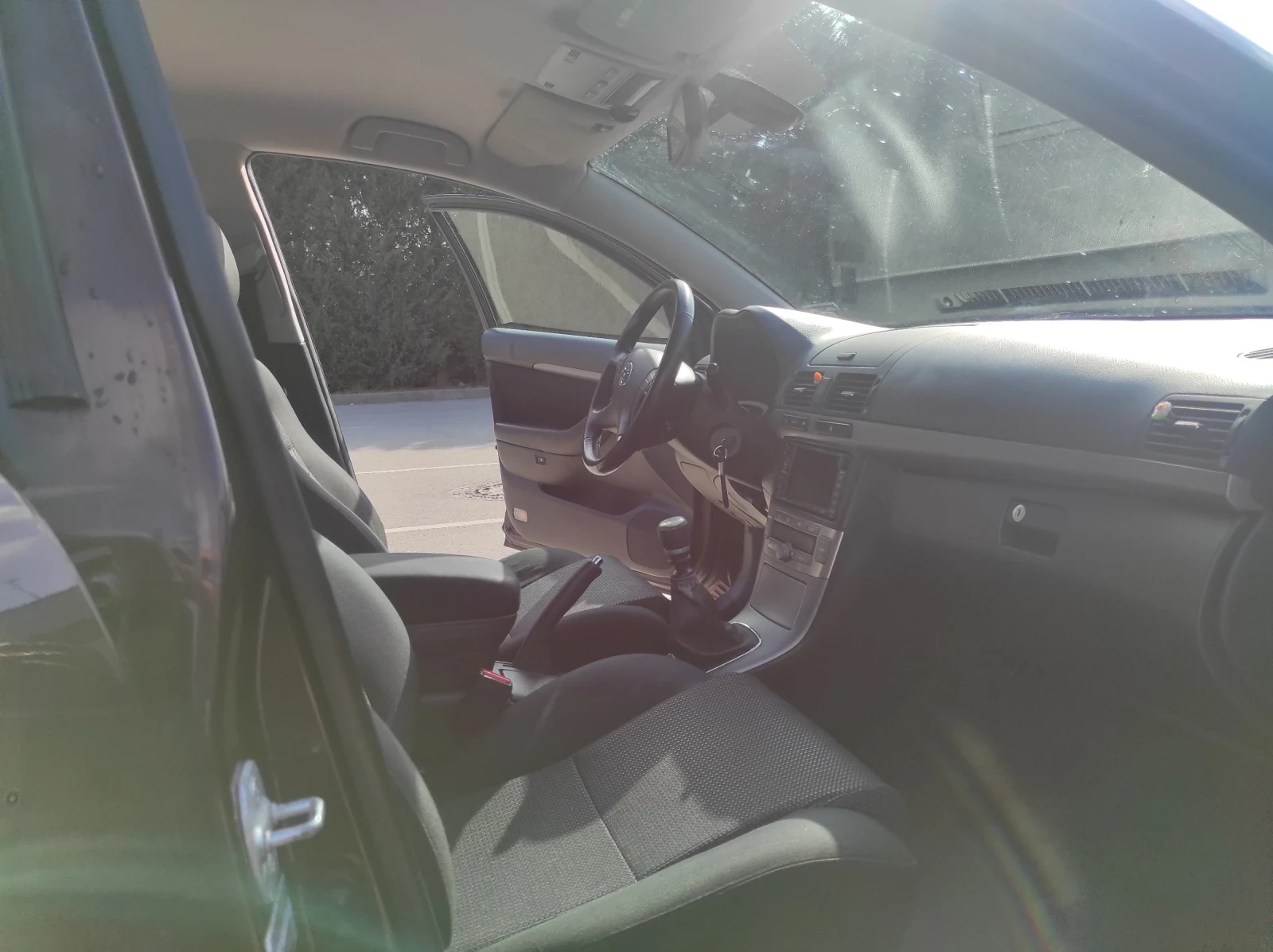 Toyota Avensis, снимка 7 - Автомобили и джипове - 53877420