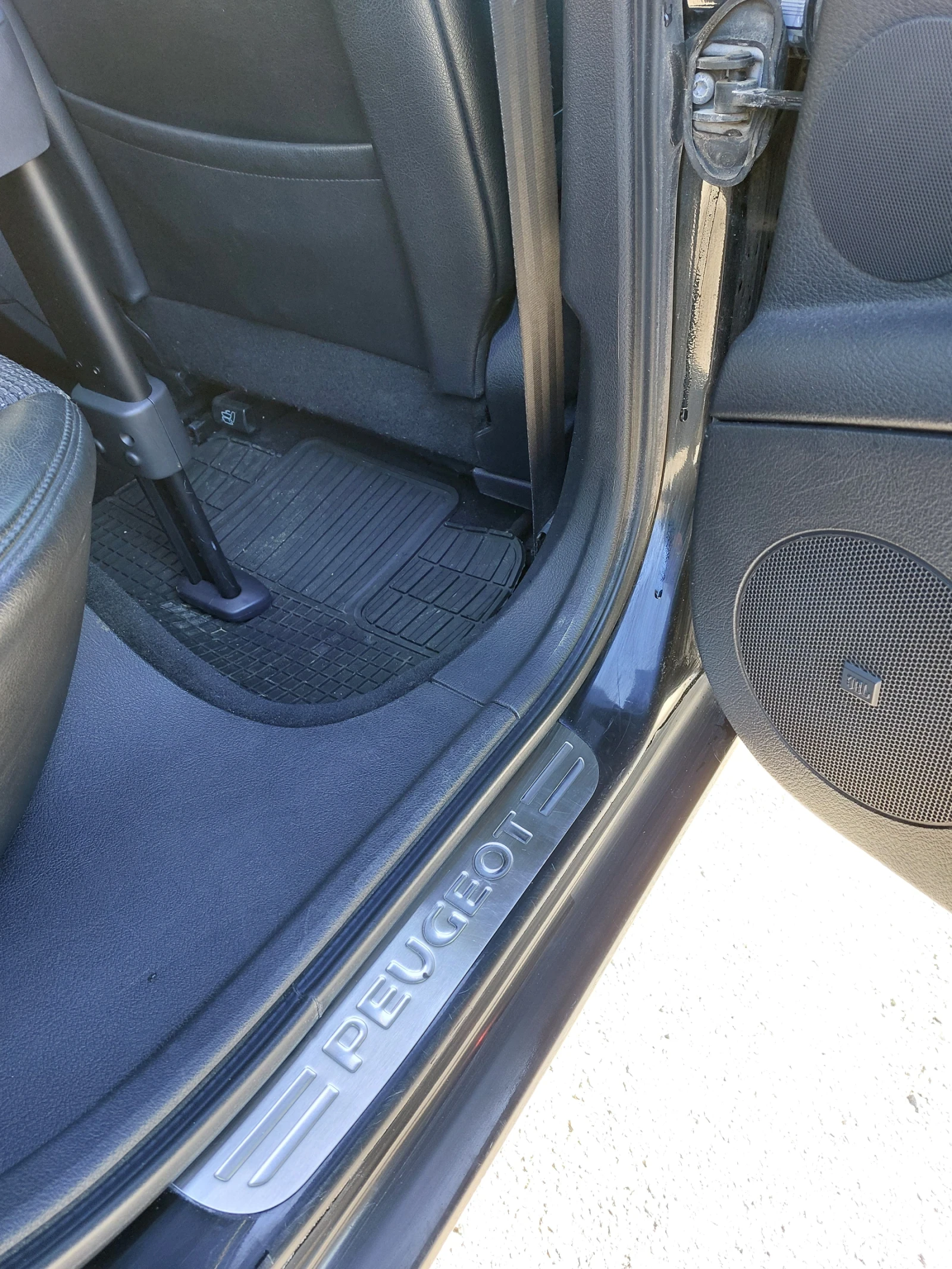 Peugeot 407 2.2 hdi, снимка 12 - Автомобили и джипове - 54131077